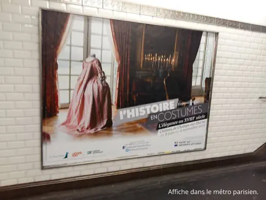 Affiche dans le métro parisien.